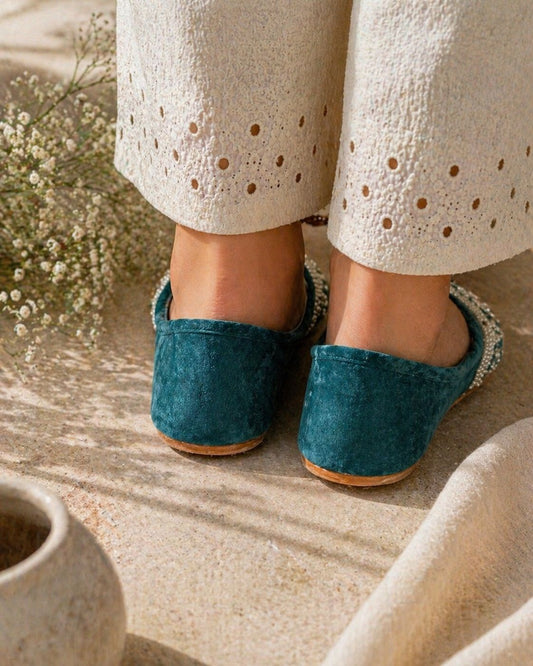 Teal pearl